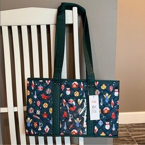Lug Gallop Home Tote Bag in Retro Ornament pattern. NWT